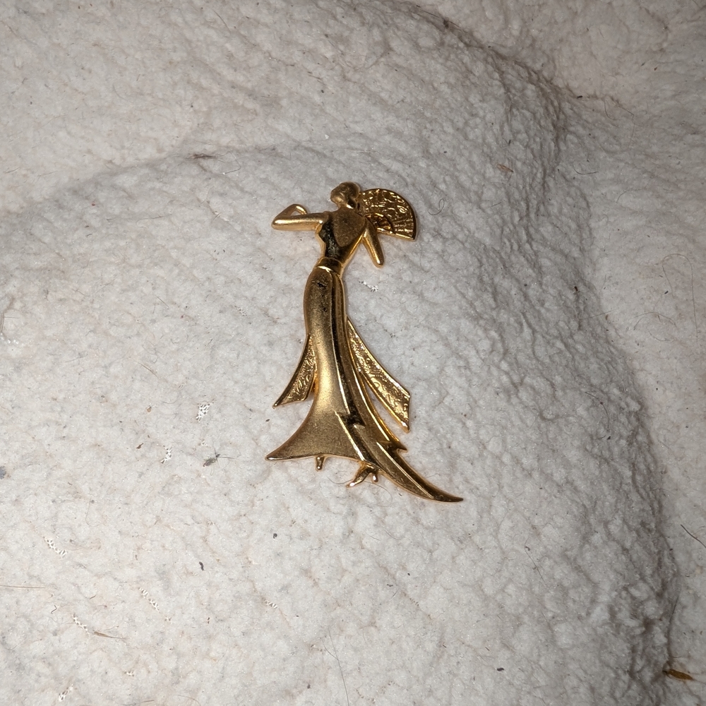 JJ Golden Lady with Fan Pin